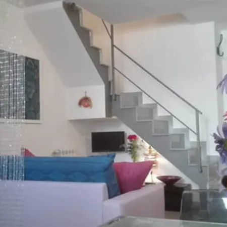 Apartment La Regina Di Vertecoeli Naples