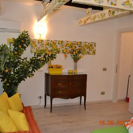 La Regina Di Vertecoeli Апартаменты *