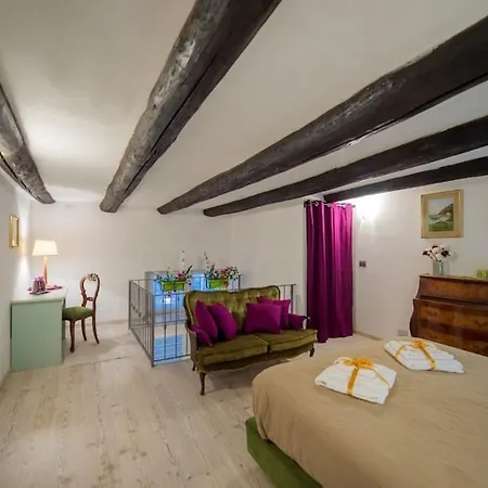 Appartement La Regina Di Vertecoeli Napels