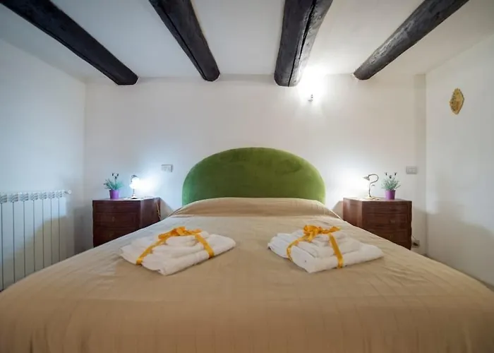 La Regina Di Vertecoeli Apartmán *